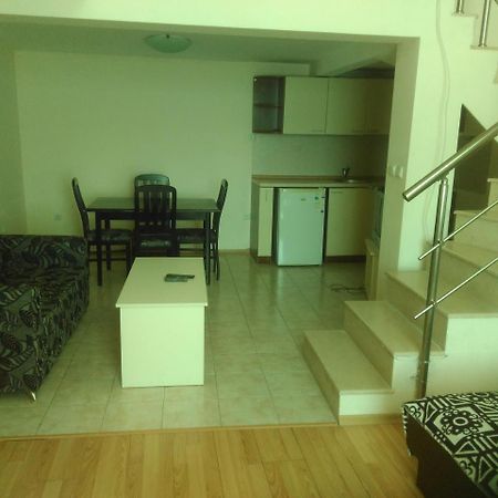 Apartments Bizone Kavarna Kültér fotó