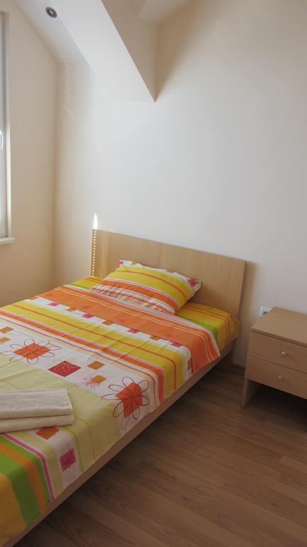 Apartments Bizone Kavarna Szoba fotó